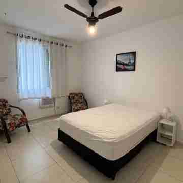 Apartment in front of the beach and the Santos aquarium. Pets allowed Rooms