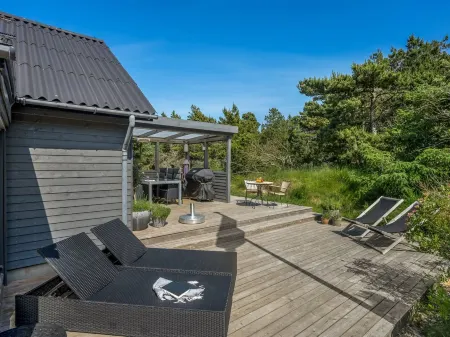 "Eliene" - 500m from the Sea Отели в г. Vejers Strand