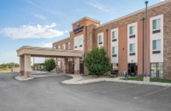 Heartland Inn and Suites