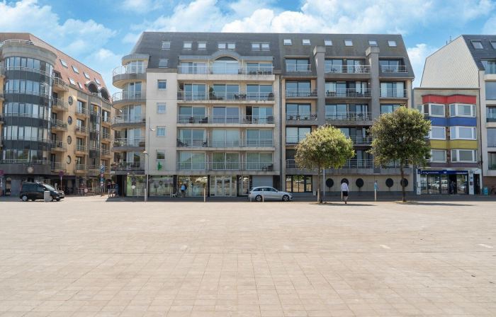 Bright Coastal Stay in Bredene