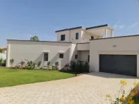 Independent studio in Warang