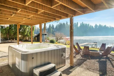 Epic Lake Mt View/Hot Tub/Firepit /KingBed/Kayak/AC