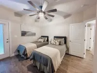 Enchanting Townhome in Ruston near LaTech ラストンのホテル