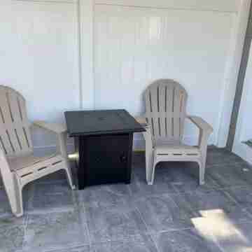 Cozy 1-bedroom apartment in charming Tampa- Near Bayshore, Hyde Park & Downtown. Others