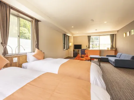 Nozowaonsen Hotel Отели рядом с достопримечательностью «湯宿 寿命延 Onsen Ryokan Jonnobi»