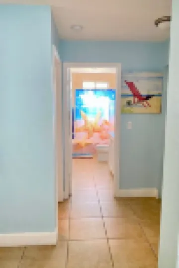 Charming 2-bedroom apartment for a family of 7 in gorgeous Bimini