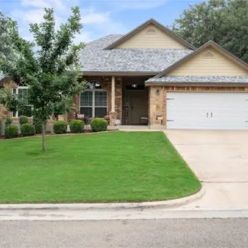 Large Belton Home near Expo Ctr