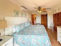 Villa Mariposa N°10 - Luxury Beachfront Escape, Private, Steps to Beach & Pool
