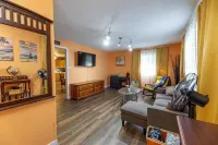 Seasons Suite 3BR in Hinton, AB