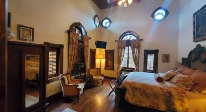 Eastburn Inn Hotels in Jack County