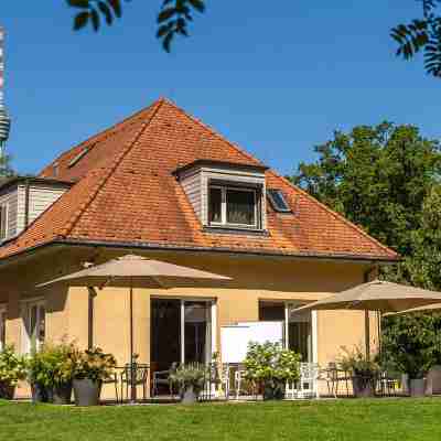 ヴァルトホテル シュトゥットガルト Hotel Exterior