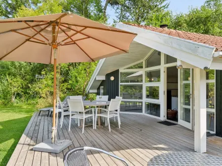 "Batsha" - 350m from the Sea