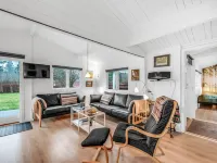 "Staffan" - 200m to the Fjord Hotels in Skjern