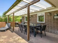 "Tholf" - 100m to the Fjord