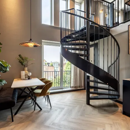 อพาร์ตเมนต์หรูหราและสนุกสนานในใจกลาง Delft โรงแรมในเดลฟท์