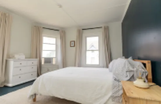 Bright and Airy Living Space with Luxurious Comfort - Charming Retreat Hotels in Franklin County