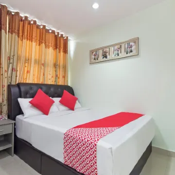 KL Empire Hotel Hotels near One City