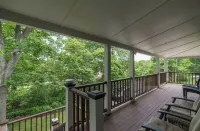 Walk to Good Harbor and Long Beach -Vacation Home Hotels in Gloucester