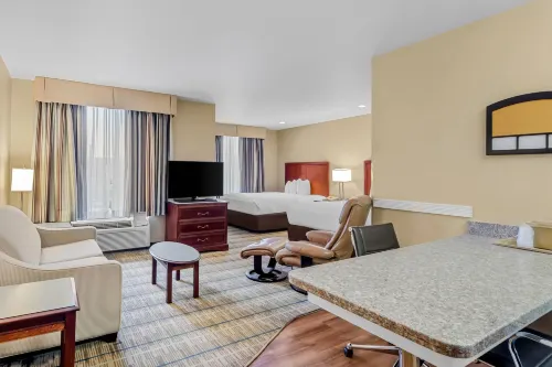 MainStay Suites Airport