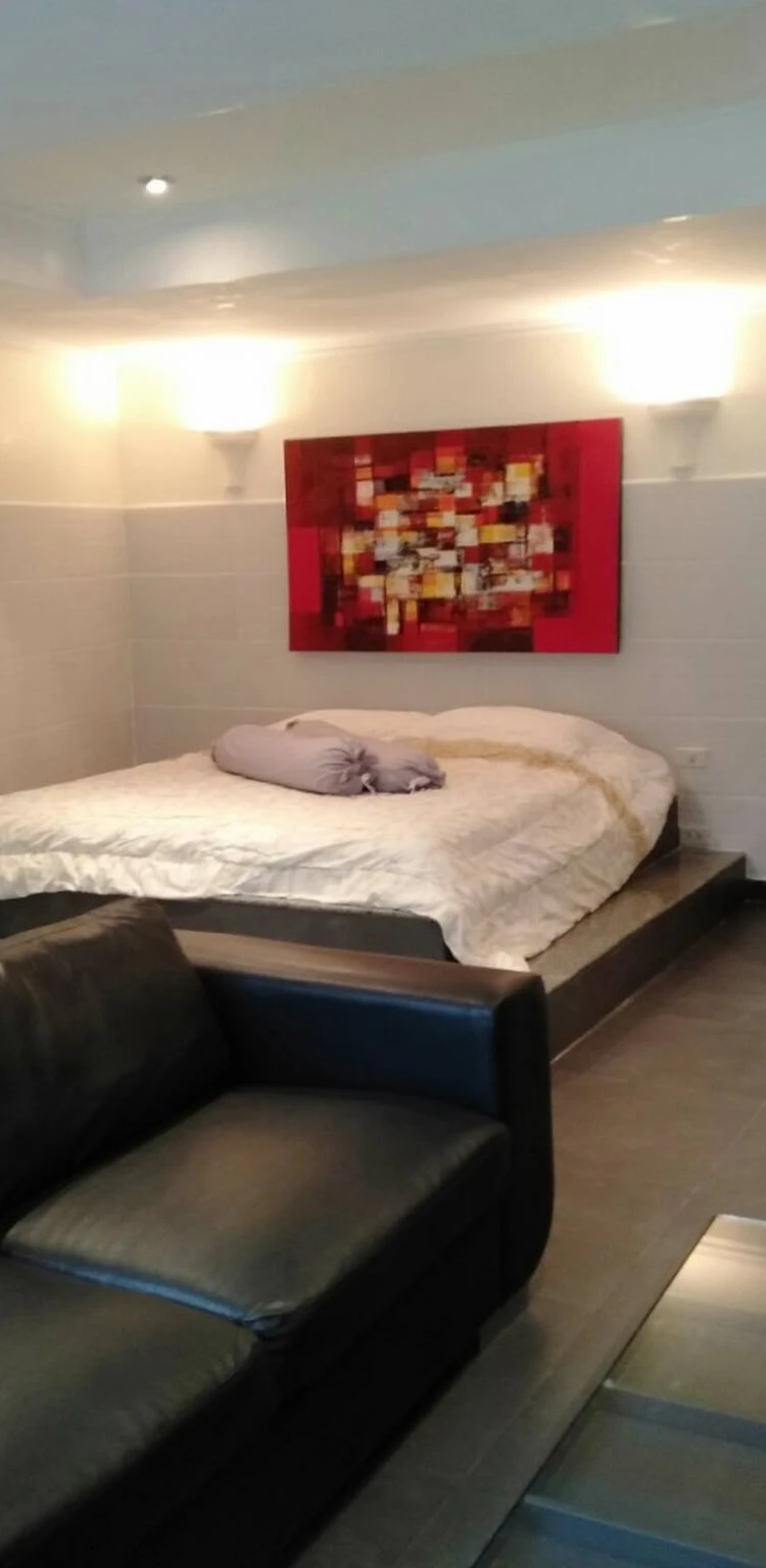 รูปภาพของSpacious 65sqm Luxury studio type Apartment 101B