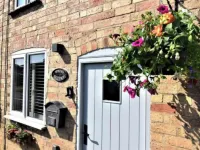 SpringCottage  in the Cotswolds lovingly restored period property & pet friendly