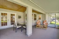 Walk to Lake: Home w/ Screened Porch in Sebring! - 3 ดาว