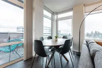 2BR | Rooftop, Gym, Lounge | Bellevue | Sophari C - バルコニー