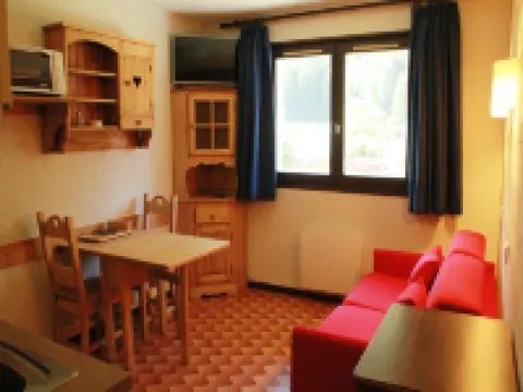 Apartment for 2 with mountain views