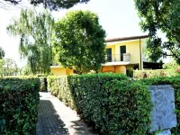 Pleasant One-Bedroom Villa with Pool