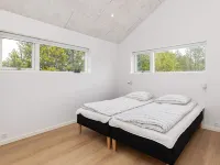 10 person holiday home in Jerup-By Traum - 4-نجوم