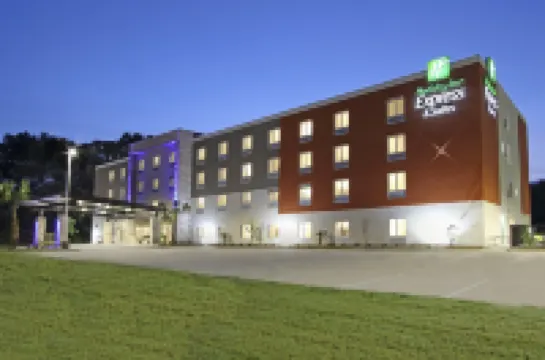 Holiday Inn Express & Suites COLUMBUS NORTH by IHG Hoteles en Columbus