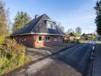 Doppelhaushälfte in Tating - Homestays
