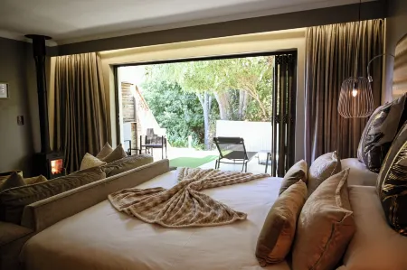 Silver Forest Boutique Hotel and Spa Отели в г. Сомерсет-Уэст