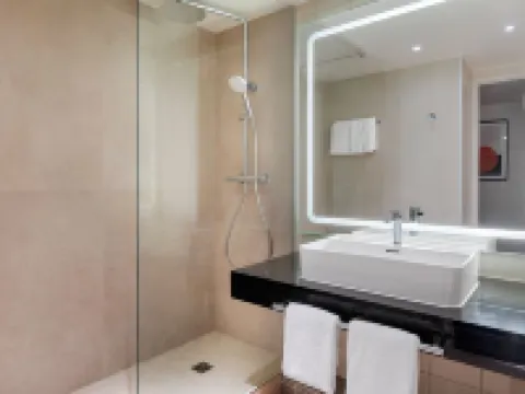 Courtyard Paris Saint Denis Hotels in Saint-Denis