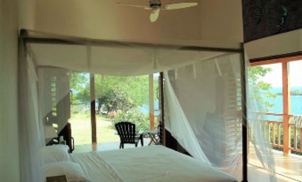 Two Bays Beach Villa, Apartment, and Studios