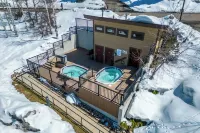 Luxury Amenities- Steps to Mtn- 2 Hot Tubs- Pool/Ping Pong Table-Massage Chair