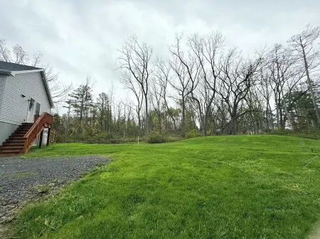 Charming 3-bedroom guest suite in Locke NY 15 minutes to Cornell University Отели в г. Лансинг