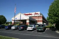 Hampton Inn Somerset - parking