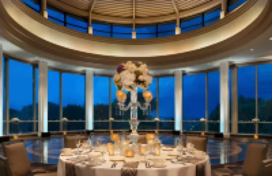 InterContinental Hotels SAINT PAUL RIVERFRONT by IHG