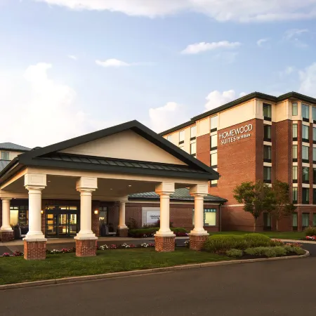 Homewood Suites by Hilton Hartford South-Glastonbury Отели рядом с достопримечательностью «Капитолий штата»