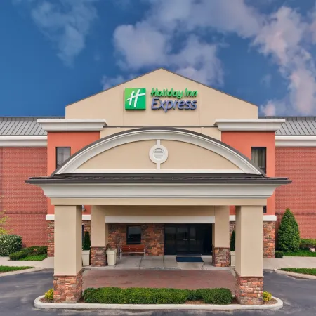 Holiday Inn Express & Suites NASHVILLE - BRENTWOOD I-65 by IHG