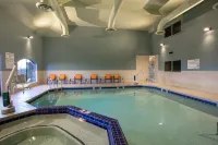 Holiday Inn Express PRESCOTT by IHG - Kolam Renang