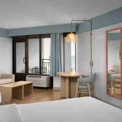 The Ellie Beach Resort Myrtle Beach, Tapestry by Hilton Rooms