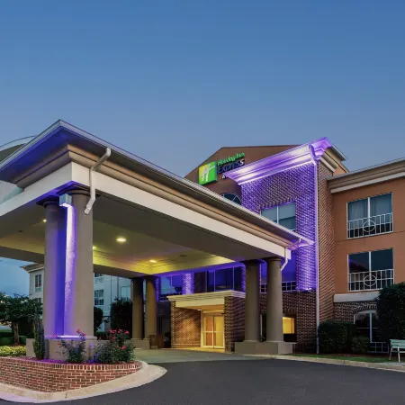 Holiday Inn Express & Suites VICKSBURG by IHG