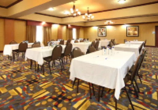 Holiday Inn Express & Suites VAN BUREN-FT SMITH AREA by IHG
