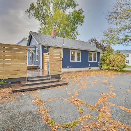 2 Mi to Colby College: Peaceful Home in Waterville