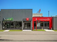 Ibis Orange Centre Échangeur A7 A9 Hotels near Les Mardis I Love Tr'Ail