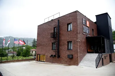 オテル チアトゥレリ のホテル