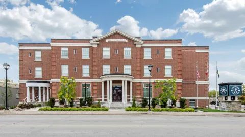 The Champlain Waterfront Hotel Ascend Hotel Collection in Simcoe County