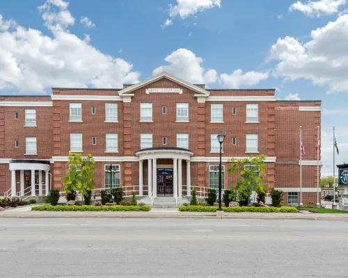 The Champlain Waterfront Hotel Ascend Hotel Collection Hotels in Simcoe County